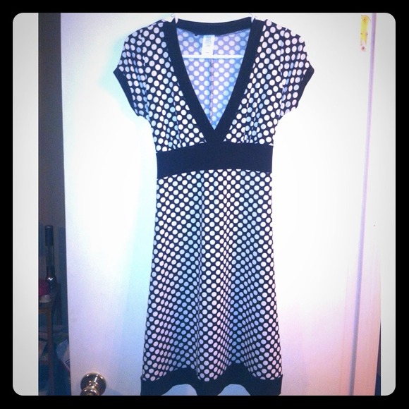 ✨Reduced✨Black and white polka dot cute dress - Picture 1 of 2