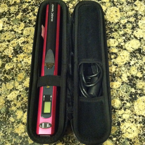 Pink "Magic Wand" by Vupoint scanner w/ hard case