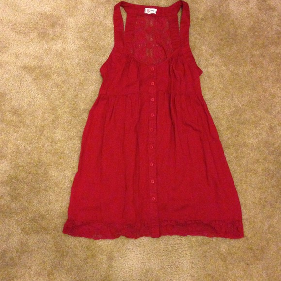 🚫Reserved🚫Red top and white top bundle rooroo77