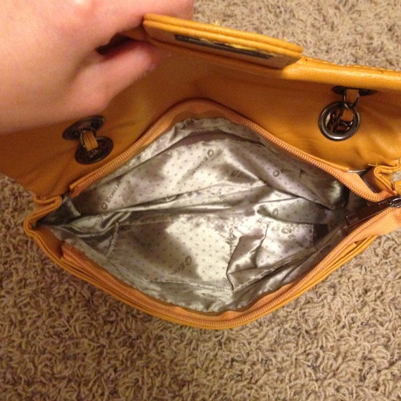 Shoulder bag - Picture 3 of 3