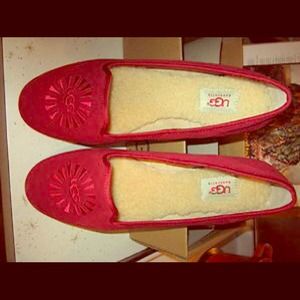 Crimson UGG Alloway Slippers