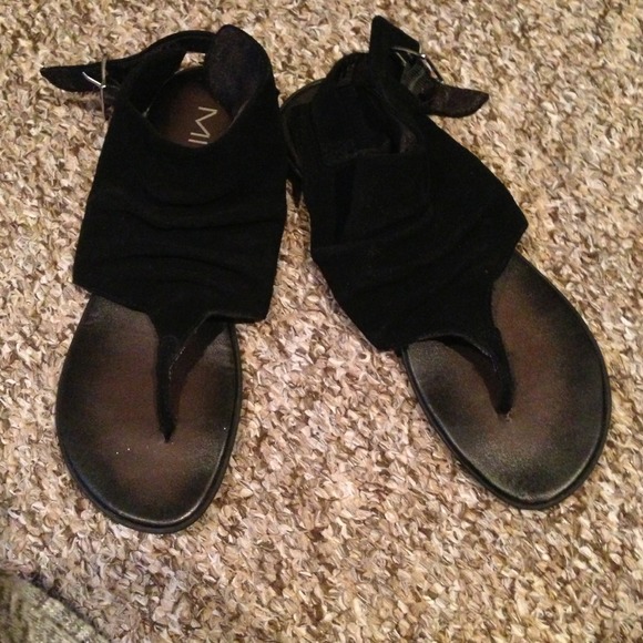 Bundled for dani - Black ankle strap sandal
