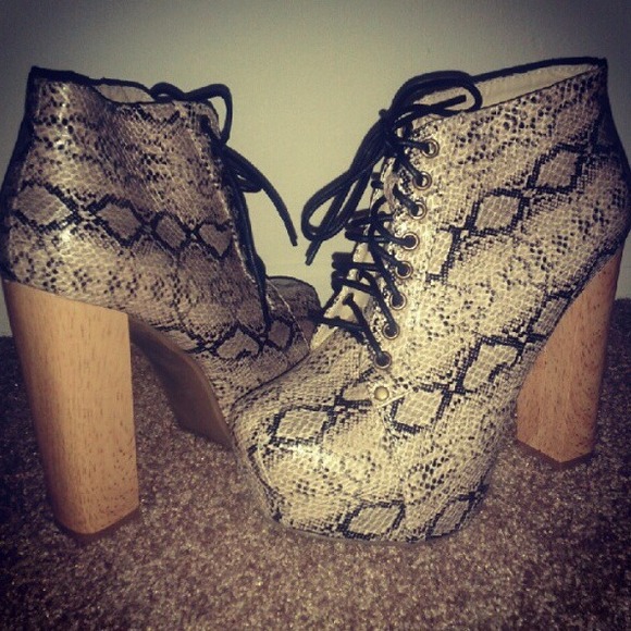 Snakeskin print Litas JC inspired Sz 8 - Picture 2 of 2