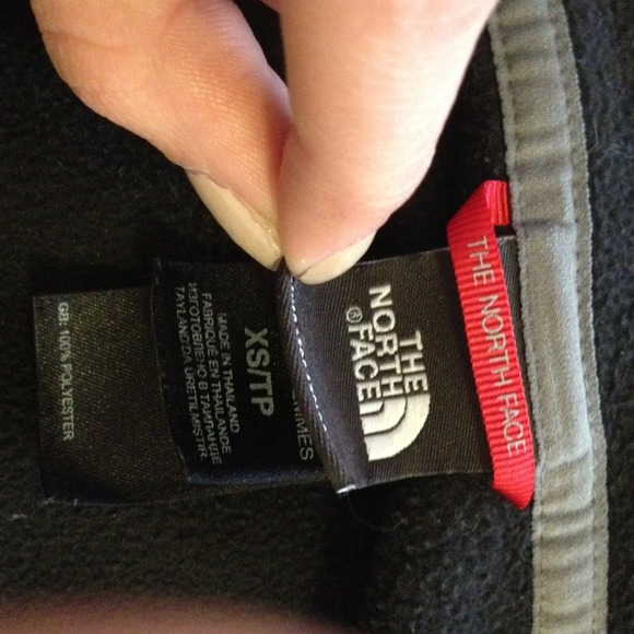 Black north face - Picture 2 of 2