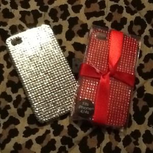 iPhone 4/4s phone case for both cases.