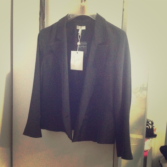 Joie silk barberry blazer!