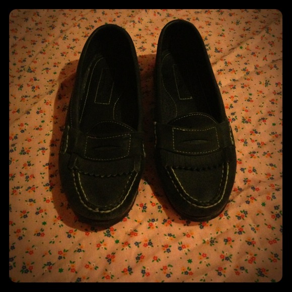 💥Bundled! Timberland loafers & Keds!