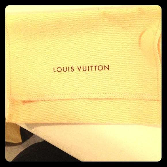 Accessories dust cover bag