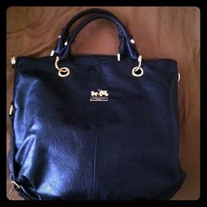 Beautiful coach bag!
