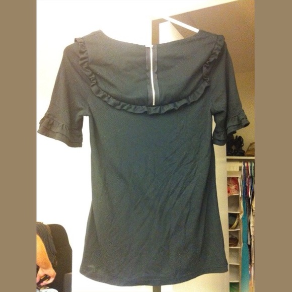 Vintage Ruffle Top - Picture 3 of 3