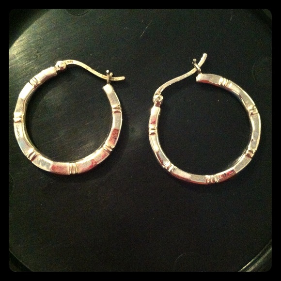 Jewelry - 🚫SOLD🚫 Sterling silver hoop earrings