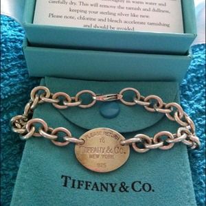 Authentic sterling silver T&Co Oval Tag Bracelet