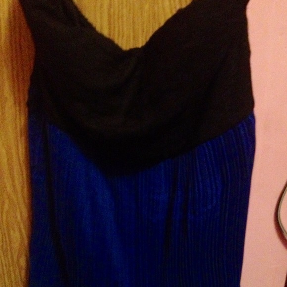 Blue and Black lace starpless blouse size XL