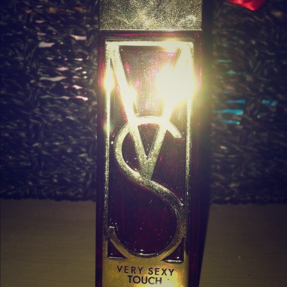 Victoria's Secret Very Sexy Touch. 1oz.