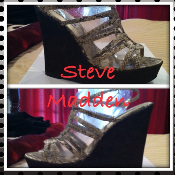 Steve Madden wedges - Picture 1 of 3