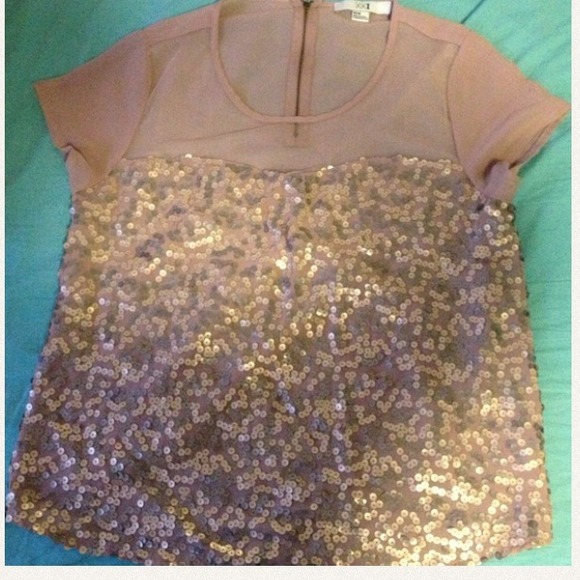 Bundle sequin and lace tops