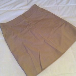 Banana Republic Classic Khaki Pencil Skirt :: 8