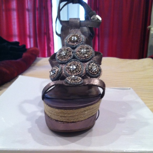 Steve Madden wedges new In box - Picture 1 of 2