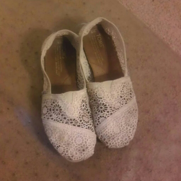 White Lace Well Loved TOMS