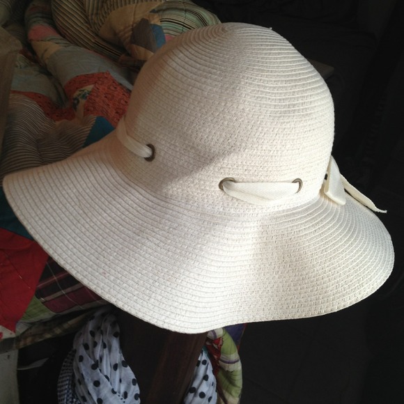 White Floppy Hat