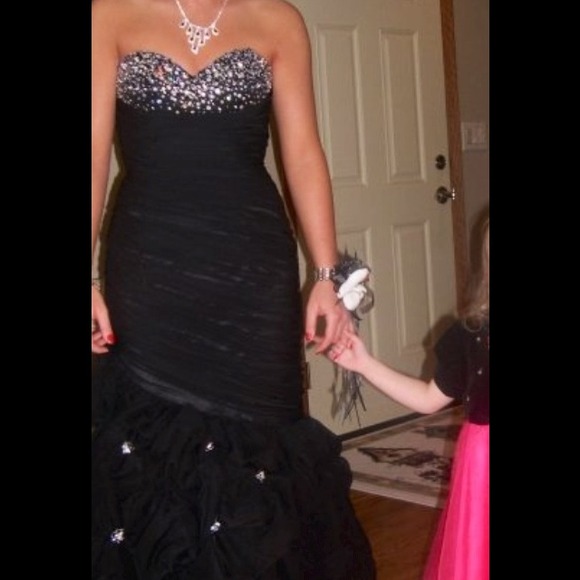 Jovani Black Mermaid Prom Dress - Picture 3 of 4