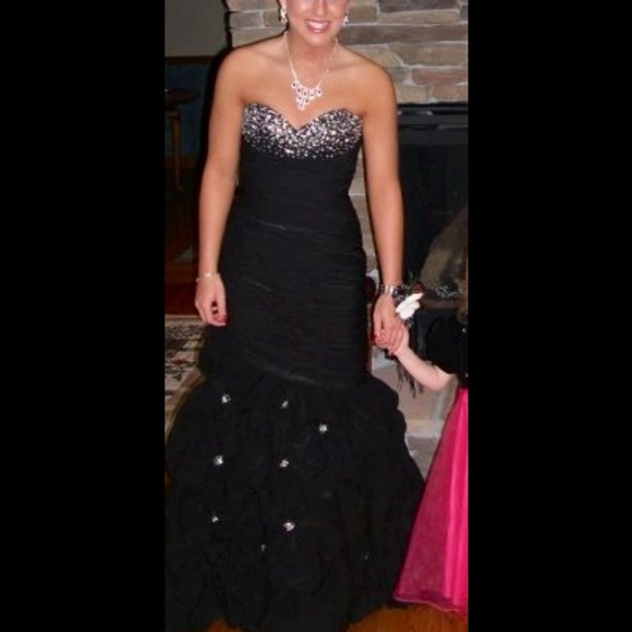 Jovani Black Mermaid Prom Dress - Picture 4 of 4