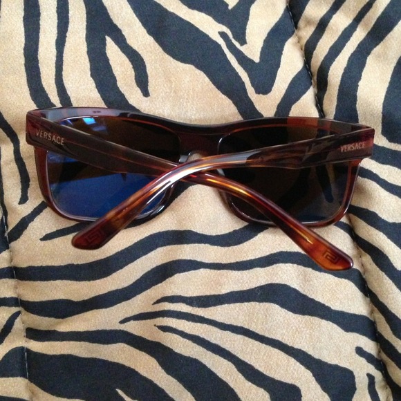 Versace Sunglasses Authentic Model No. 4179 main image 4