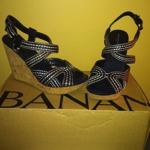 BANANA REPUBLIC SHOES