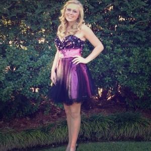 Pink and black dress!