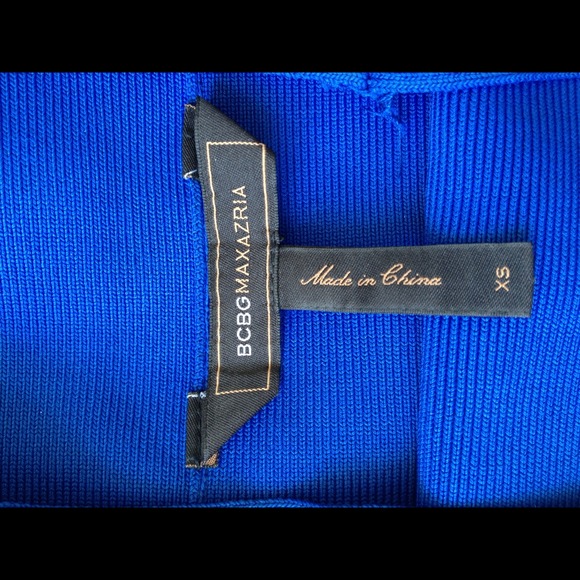 SOLD!!!!! BCBG bandage pencil  skirt - Picture 3 of 4