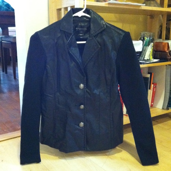 Black shell jacket - Picture 2 of 3