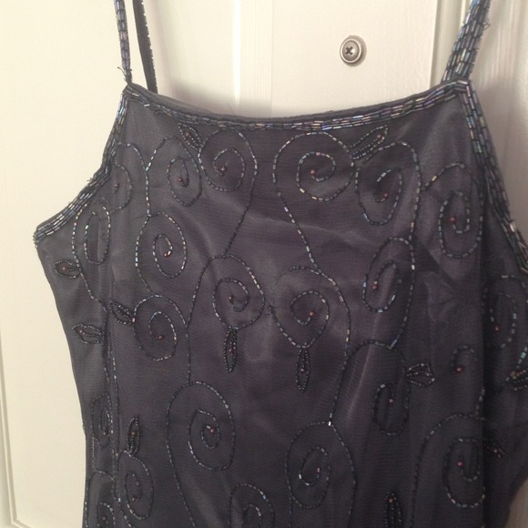 Evening Dress. - Picture 2 of 3