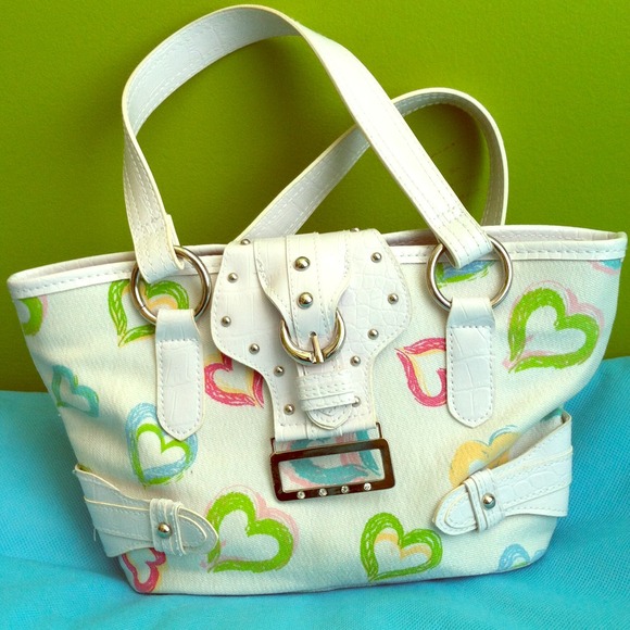 **Reduced** Girly white handbag