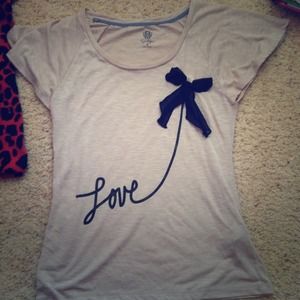 Jessica Simpson cute Tshirt with chiffon bow