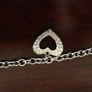 Swarovski crystal bracelet with heart clasp