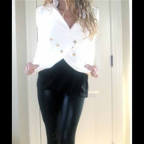 New Forever 21 Blazer White Chic!