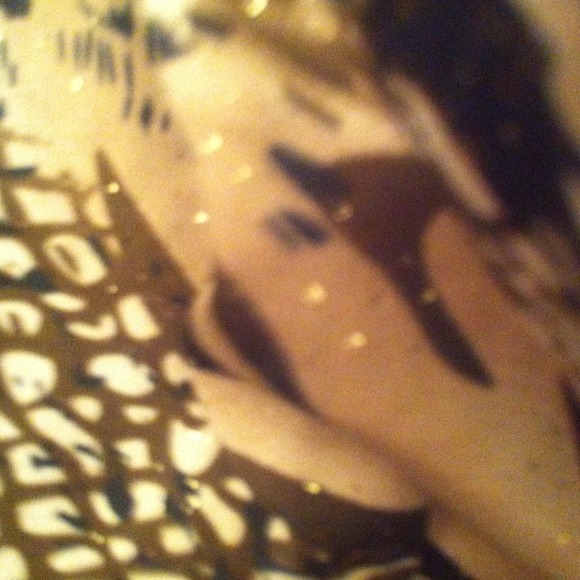 One sleeve shirt/ dress - Picture 2 of 2