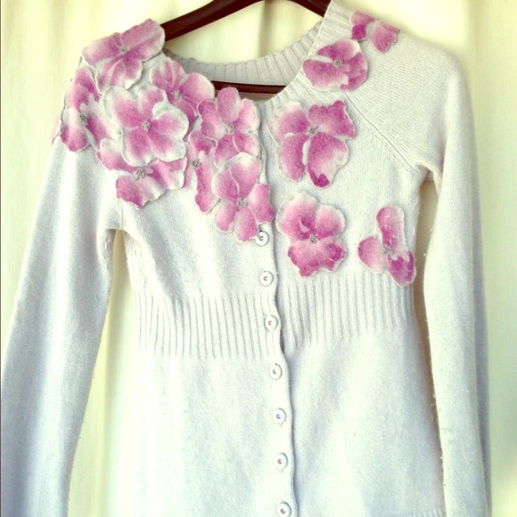 ••SOLD••Cashmere cardigan••SOLD••