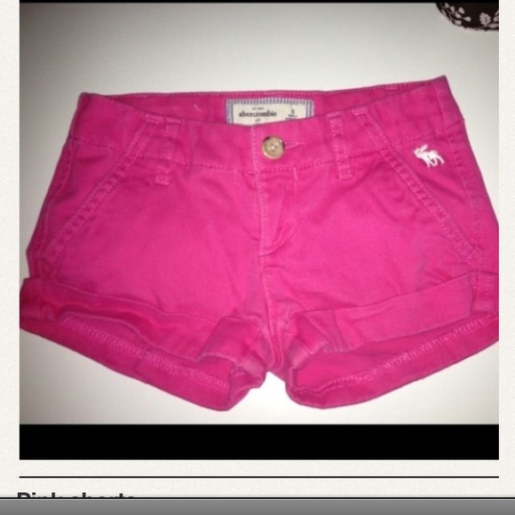 🎀Bundle with pink tan and plaid shorts🎀 @ljb