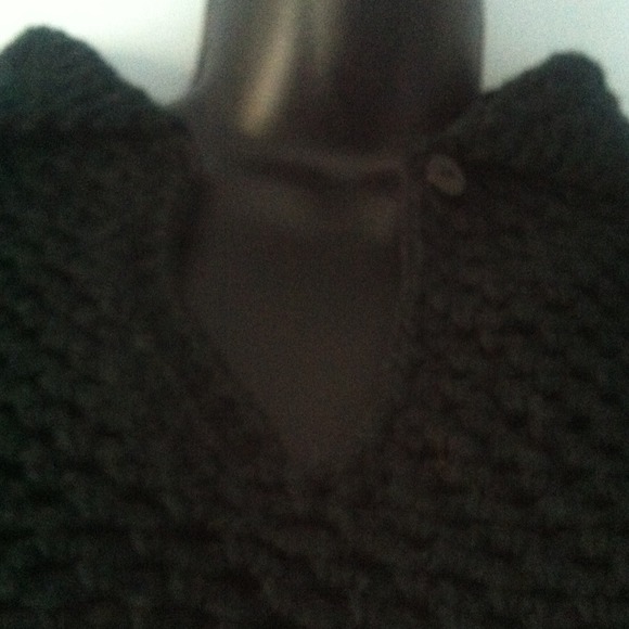🎀🎀Hand Crafted Sweater - Picture 2 of 4