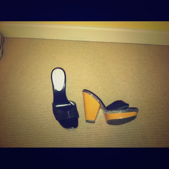 Jessica Simpson slip on heels