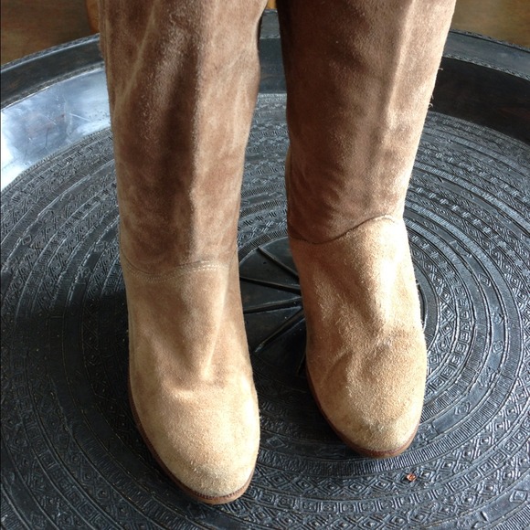 VINTAGE TALL KNEE HIGH SUEDE LEATHER BOOTS Fit 6M - Picture 3 of 4