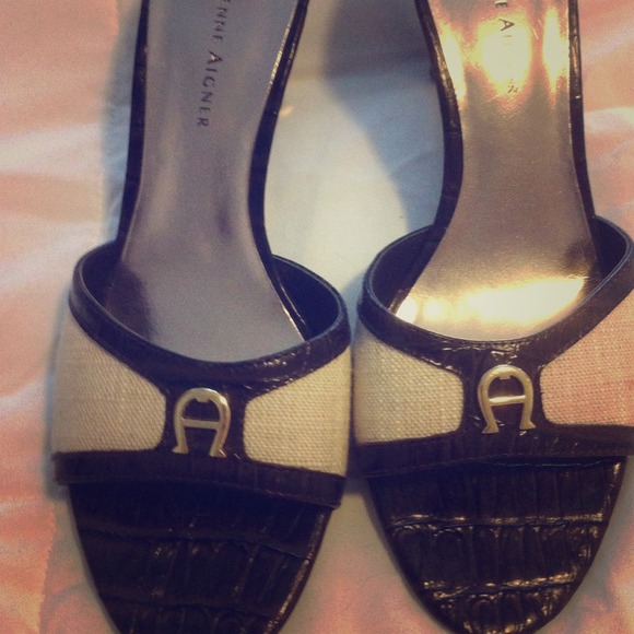 Etienne Aginer heels