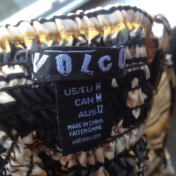 Volcom Aztec print yellow spring dress - Picture 4 of 4