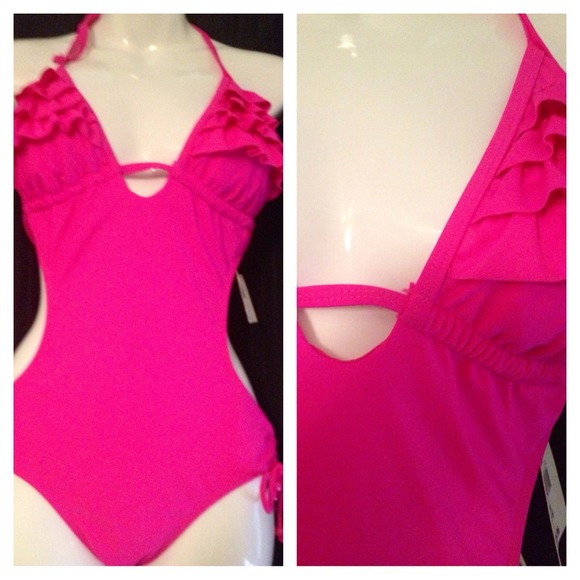 Sweet hot pink monokini