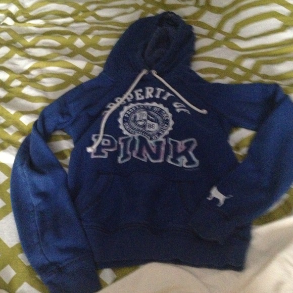 🚫🚫🚫traded🚫🚫🚫VS Pink hooded sweatshirt