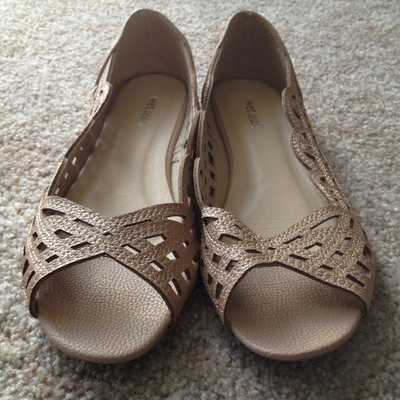 👡Nude Peep Toe Sandals/Flats👡 - Picture 2 of 4