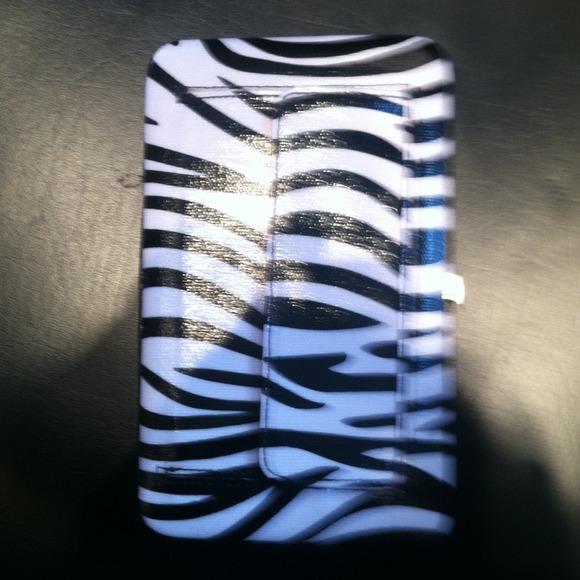 Sold Wallet - Picture 3 of 3