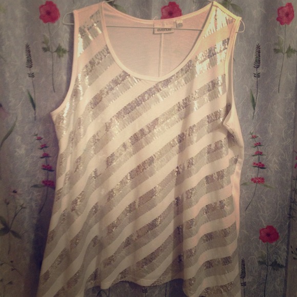 Reduced!!! Sparkly sleeveless top