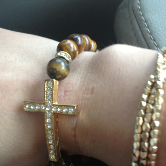 Sideway cross tortoise bracelet - Picture 1 of 1